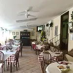 Giardino Delle Rose Bike&breakfast Bed & Breakfast 3*