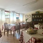 Giardino Delle Rose Bike&breakfast 3* Finale Ligure