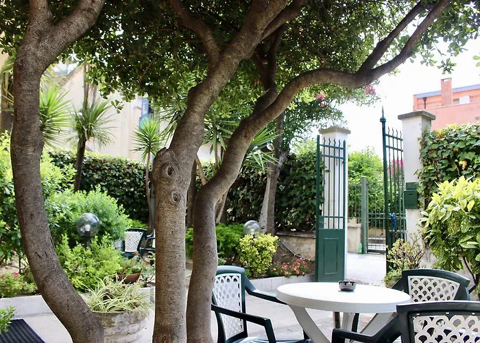 Giardino Delle Rose Bike&breakfast Bed & Breakfast Finale Ligure