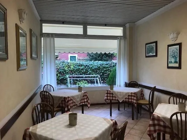 Giardino Delle Rose Bike&breakfast Nocleg ze śniadaniem Finale Ligure