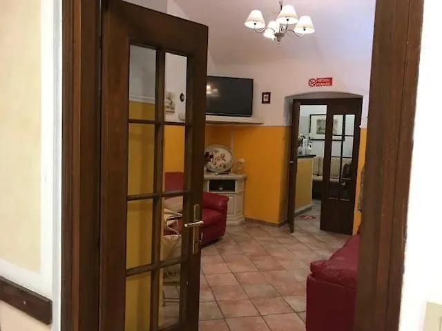 Giardino Delle Rose Bike&breakfast فندق مبيت وإفطار 3*