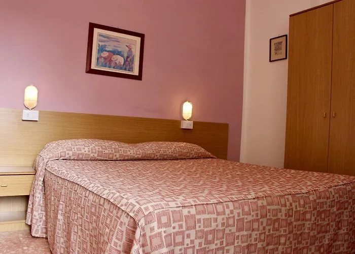 فندق مبيت وإفطار Giardino Delle Rose Bike&breakfast 3*