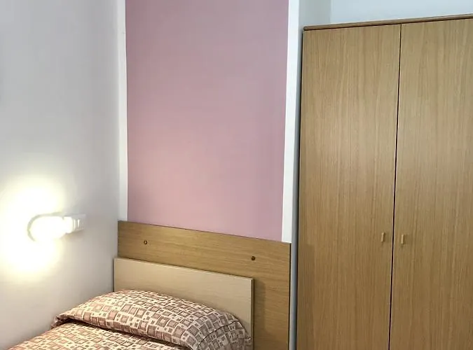 Giardino Delle Rose Bike&breakfast فندق مبيت وإفطار فينالي ليغوري